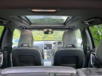 USED 2017 67 VOLVO XC60 2.4 D4 R-DESIGN LUX NAV AWD 5d 187 BHP 20in GLOSS BLACK-C/C-FAMILY PACK