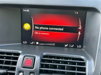 USED 2017 67 VOLVO XC60 2.4 D4 R-DESIGN LUX NAV AWD 5d 187 BHP 20in GLOSS BLACK-C/C-FAMILY PACK
