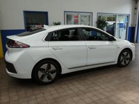USED 2020 70 HYUNDAI IONIQ 1.6 PREMIUM SE MHEV 5d 140 BHP SAT NAV LEATHER HEATED VENTILATED SEATS HEATED STEERING WHEEL REAR CAMERA 1 OWNER SERVICE HISTORY HYUNDAI WARRANTY OCT 2025