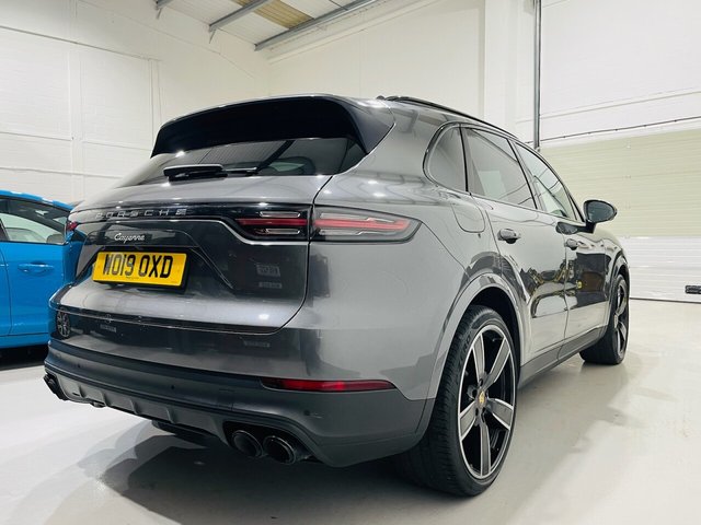 View our PORSCHE CAYENNE