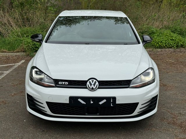 View our VOLKSWAGEN GOLF