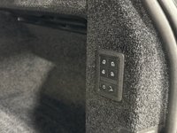 USED 2015 15 LAND ROVER RANGE ROVER 5.0 V8 AUTOBIOGRAPHY 5d 510 BHP Deployable Side Steps, Panoramic Glass Slide Sunroof, Deployable Towbar, Striking Indus Silver , Ebony Black Leather