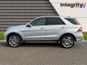 USED 2014 14 MERCEDES-BENZ M-CLASS 5.5 ML63 AMG 5d 525 BHP AIR SUSPENSION - AMG BODY STYLING KIT - COMAND NAVIGATION - HARMON KARDON - AMBIENT LIGHTING - ALPACA GREY LEATHER