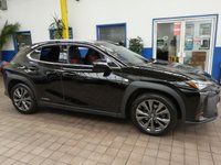 USED 2020 20 LEXUS UX 2.0 250H F SPORT 5d 108 BHP SAT NAV PART LEATHER HEATED SEATS HEATED STEERING WHEEL PARKING SENSORS REAR CAMERA 1 OWNER SERVICE HISTORY LEXUS WARRANTY TILL MARCH 2030AUG 2031