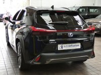 USED 2020 20 LEXUS UX 2.0 250H F SPORT 5d 108 BHP SAT NAV PART LEATHER HEATED SEATS HEATED STEERING WHEEL PARKING SENSORS REAR CAMERA 1 OWNER SERVICE HISTORY LEXUS WARRANTY TILL MARCH 2030AUG 2031