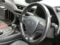 USED 2020 20 LEXUS UX 2.0 250H F SPORT 5d 108 BHP SAT NAV PART LEATHER HEATED SEATS HEATED STEERING WHEEL PARKING SENSORS REAR CAMERA 1 OWNER SERVICE HISTORY LEXUS WARRANTY TILL MARCH 2030AUG 2031