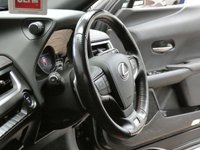 USED 2020 20 LEXUS UX 2.0 250H F SPORT 5d 108 BHP SAT NAV PART LEATHER HEATED SEATS HEATED STEERING WHEEL PARKING SENSORS REAR CAMERA 1 OWNER SERVICE HISTORY LEXUS WARRANTY TILL MARCH 2030AUG 2031