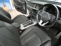 USED 2019 69 KIA OPTIMA 2.0 PHEV PLUS 5d 202 BHP SAT NAV LEATHER PANORAMIC SUNROOF CREAR VIEW CAMERA 1 OWNER SERVICE HISTORY KIA WARRANTY TILL NOV 2026