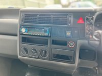 USED 2000 W VOLKSWAGEN CARAVELLE 2.8L VARIANT 8STR SWB VR6 0d AUTO 138 BHP 