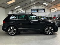 USED 2019 19 VOLKSWAGEN TIGUAN 2.0 R-LINE TDI DSG 5d 148 BHP PANROOF+20"ALLOYS+CARPLAY+NAV