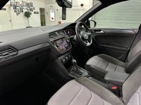 USED 2019 19 VOLKSWAGEN TIGUAN 2.0 R-LINE TDI DSG 5d 148 BHP PANROOF+20"ALLOYS+CARPLAY+NAV