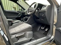 USED 2018 18 VOLKSWAGEN TIGUAN Volkswagen Tiguan 2.0 TDI R-Line DSG Euro 6 (s/s) 5dr 