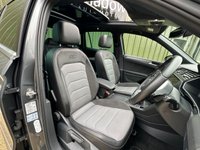 USED 2018 18 VOLKSWAGEN TIGUAN Volkswagen Tiguan 2.0 TDI R-Line DSG Euro 6 (s/s) 5dr 