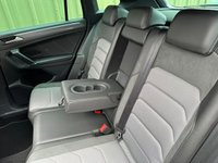 USED 2018 18 VOLKSWAGEN TIGUAN Volkswagen Tiguan 2.0 TDI R-Line DSG Euro 6 (s/s) 5dr 