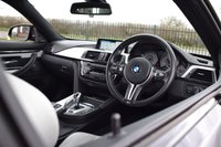 USED 2019 68 BMW M4 3.0 M4 COMPETITION 2d 444 BHP INDIVIDUAL MACAU BLUE / HUD