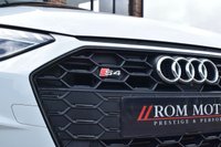 USED 2020 20 AUDI A4 3.0 S4 AVANT TDI QUATTRO BLACK EDITION MHEV 5d 343 BHP BLACK EDITION / METALLIC WHITE