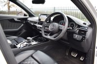 USED 2020 20 AUDI A4 3.0 S4 AVANT TDI QUATTRO BLACK EDITION MHEV 5d 343 BHP BLACK EDITION / METALLIC WHITE