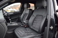 USED 2017 17 PORSCHE MACAN 3.0 D S PDK 5d 258 BHP 1 OWNER / STUNNING EXAMPLE!