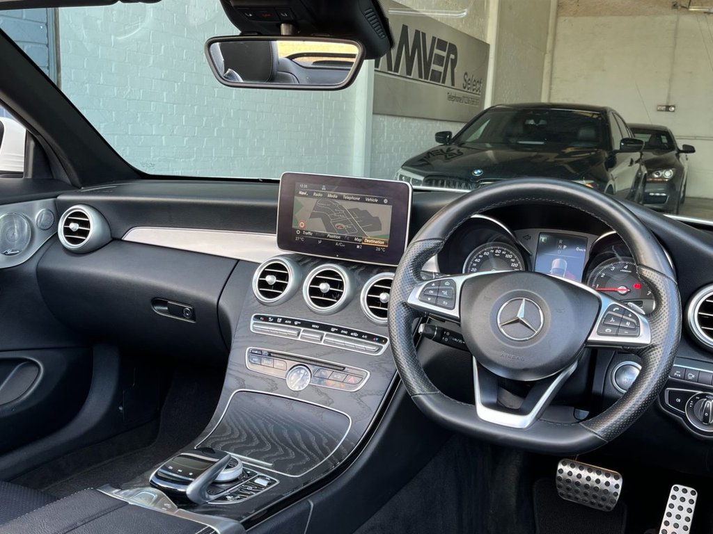 USED 2018 18 MERCEDES-BENZ C-CLASS 2.0 C 300 AMG LINE PREMIUM PLUS 2d 241 BHP 