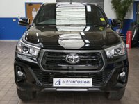 USED 2020 20 TOYOTA HI-LUX 2.4 INVINCIBLE X 4WD D-4D DCB 147 BHP 5 SEATS SAT NAV LEATHER HEATED SEATS REAR VIEW CAMERA CRUISE CONTROL PARKING SENSORS 2 OWNERS SERVICE HISTORY