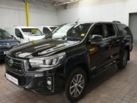 USED 2020 20 TOYOTA HI-LUX 2.4 INVINCIBLE X 4WD D-4D DCB 147 BHP 5 SEATS SAT NAV LEATHER HEATED SEATS REAR VIEW CAMERA CRUISE CONTROL PARKING SENSORS 2 OWNERS SERVICE HISTORY