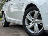 USED 2013 62 VAUXHALL ASTRA 2.0 SRI CDTI S/S 5d 163 BHP 