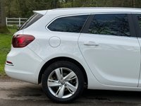 USED 2013 62 VAUXHALL ASTRA 2.0 SRI CDTI S/S 5d 163 BHP 
