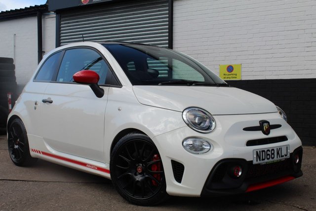 2018 68 Abarth 500 1.4 595 COMPETIZIONE 3d 177 BHP