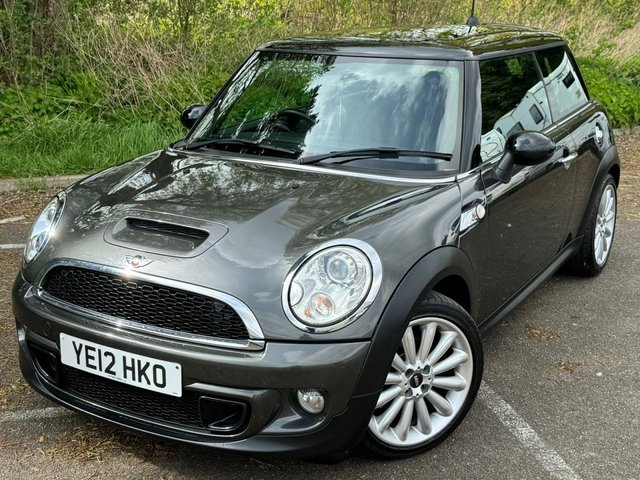 2012 12 MINI HATCH COOPER 2.0 COOPER SD 3d 141 BHP PAN ROOF / CHILI PACK