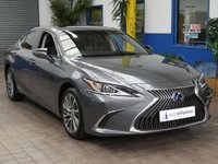 USED 2021 71 LEXUS ES 2.5 300H 4d 215 BHP SAT NAV SUNROOF LEATHER CAMERA HEATED SEATS HEATED STEERING WHEEL 1 OWNER LEXUS WARRANTY TILL SEPT 2031