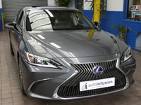 USED 2021 71 LEXUS ES 2.5 300H 4d 215 BHP SAT NAV SUNROOF LEATHER CAMERA HEATED SEATS HEATED STEERING WHEEL 1 OWNER LEXUS WARRANTY TILL SEPT 2031