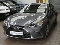 USED 2021 71 LEXUS ES 2.5 300H 4d 215 BHP SAT NAV SUNROOF LEATHER CAMERA HEATED SEATS HEATED STEERING WHEEL 1 OWNER LEXUS WARRANTY TILL SEPT 2031