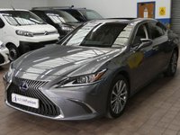 USED 2021 71 LEXUS ES 2.5 300H 4d 215 BHP SAT NAV SUNROOF LEATHER CAMERA HEATED SEATS HEATED STEERING WHEEL 1 OWNER LEXUS WARRANTY TILL SEPT 2031
