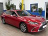 USED 2021 71 LEXUS ES 2.5 300H 4d 215 BHP SAT NAV LEATHER SUNROOF CAMERA PARKING SENSORS 1 OWNER 10 YR LEXUS WARRANTY
