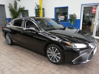 USED 2021 21 LEXUS ES 2.5 300H 4d 215 BHP SAT NAV SUNROOF LEATHER HEATED SEATS HEATED STEERING WHEEL CRUISE CONTROL REAR VIEW CAMERA PARKING SENSORS LEXUS WARRANTY TILL MAY 2031