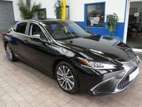 USED 2021 21 LEXUS ES 2.5 300H 4d 215 BHP SAT NAV SUNROOF LEATHER HEATED SEATS HEATED STEERING WHEEL CRUISE CONTROL REAR VIEW CAMERA PARKING SENSORS LEXUS WARRANTY TILL MAY 2031