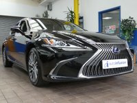 USED 2021 21 LEXUS ES 2.5 300H 4d 215 BHP SAT NAV SUNROOF LEATHER HEATED SEATS HEATED STEERING WHEEL CRUISE CONTROL REAR VIEW CAMERA PARKING SENSORS LEXUS WARRANTY TILL MAY 2031