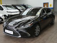 USED 2021 21 LEXUS ES 2.5 300H 4d 215 BHP SAT NAV SUNROOF LEATHER HEATED SEATS HEATED STEERING WHEEL CRUISE CONTROL REAR VIEW CAMERA PARKING SENSORS LEXUS WARRANTY TILL MAY 2031