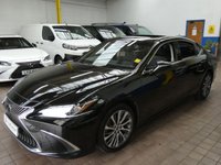 USED 2021 21 LEXUS ES 2.5 300H 4d 215 BHP SAT NAV SUNROOF LEATHER HEATED SEATS HEATED STEERING WHEEL CRUISE CONTROL REAR VIEW CAMERA PARKING SENSORS LEXUS WARRANTY TILL MAY 2031