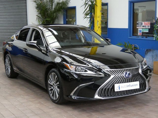 2021 21 Lexus Es 2.5 300H 4d 215 BHP