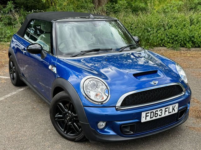 View our MINI CONVERTIBLE