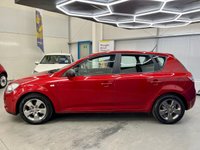 USED 2010 60 KIA CEED 1.4 STRIKE 5d 89 BHP Bluetooth, 1 Previous Owner, Air Conditioning