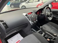 USED 2010 60 KIA CEED 1.4 STRIKE 5d 89 BHP Bluetooth, 1 Previous Owner, Air Conditioning
