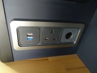 USED 2016 65 FORD TRANSIT CUSTOM 2.2 290 TREND LR P/V 124 BHP 4 BERTH ELECTRIC BED RAP POP TOP BRAND NEW CONVERSION