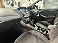 USED 2017 17 FORD FOCUS 1.0 ZETEC EDITION 5d 100 BHP NAV+BLUETOOTH+PRIVACY+CRUISE