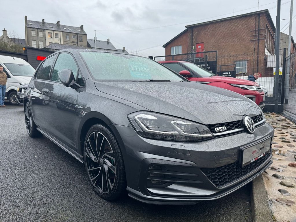 USED 2017 67 VOLKSWAGEN GOLF 2.0 GTD TDI 5d 182 BHP DISCOVER NAV & REAR CAMERA