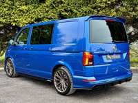 USED 2023 23 VOLKSWAGEN TRANSPORTER 2.0 T32 TDI KOMBI HIGHLINE 150 BHP * HEATED LEATHER / CAMERA / FULL LV KIT 1 OWNER FROM NEW WITH ONLY 4K MILES ******* MASSIVE SPEC VEHICLE