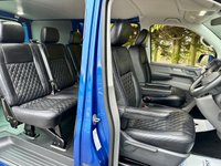 USED 2023 23 VOLKSWAGEN TRANSPORTER 2.0 T32 TDI KOMBI HIGHLINE 150 BHP * HEATED LEATHER / CAMERA / FULL LV KIT 1 OWNER FROM NEW WITH ONLY 4K MILES ******* MASSIVE SPEC VEHICLE