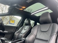 USED 2017 17 VOLVO XC60 2.4 D5 R-DESIGN LUX NAV AWD 5d 217 BHP 