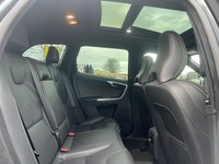 USED 2017 17 VOLVO XC60 2.4 D5 R-DESIGN LUX NAV AWD 5d 217 BHP 